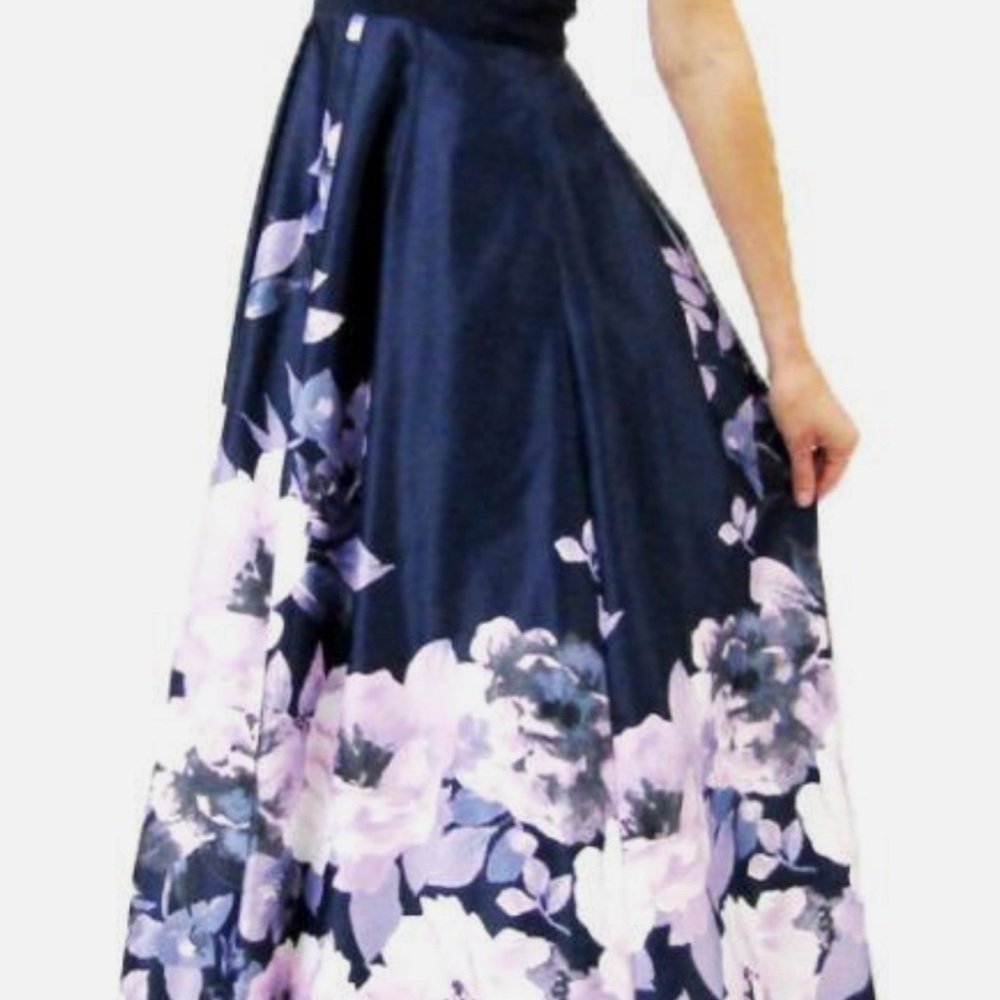 Floral gown in Navy and Lavender - Picture 4 of 13